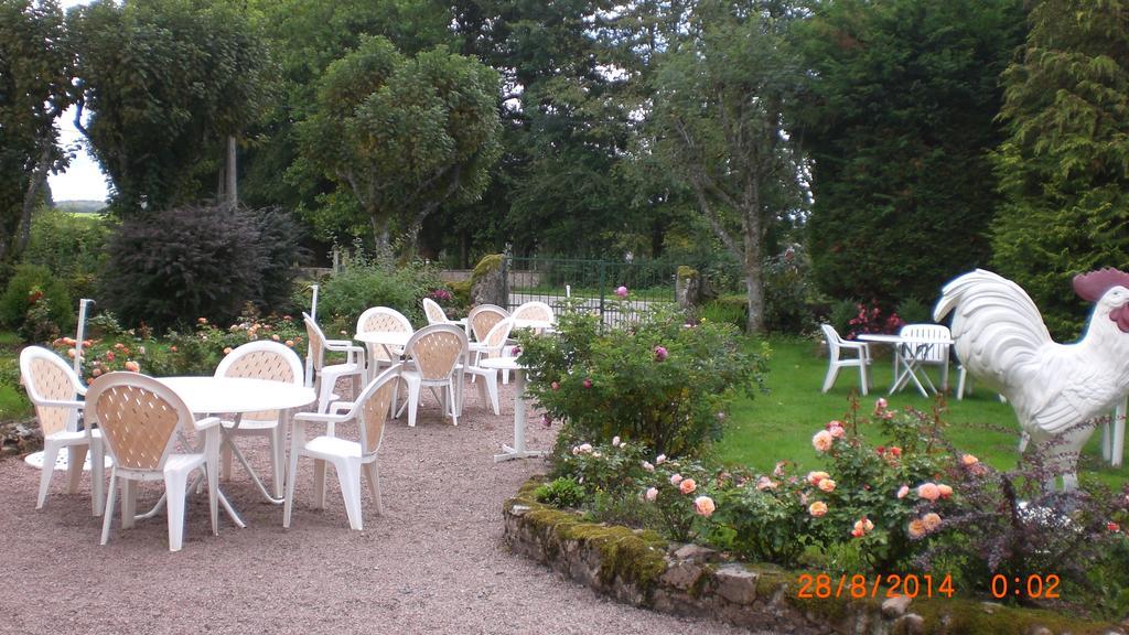 Auberge De L'Atre Quarré-les-Tombes エクステリア 写真